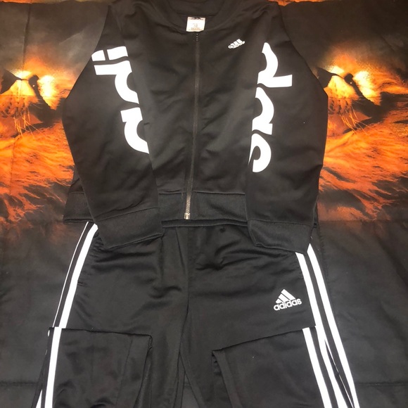 boys adidas sweatsuit